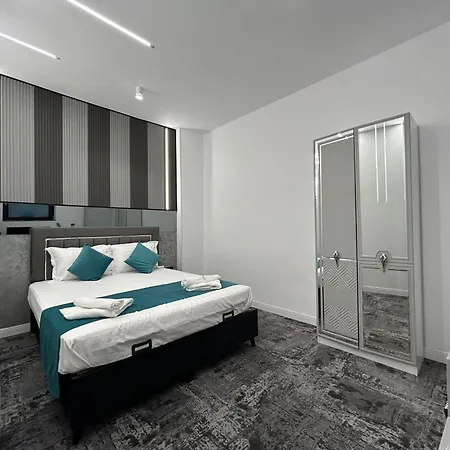 Sara Boutique بيت ضيافة كونستانتا