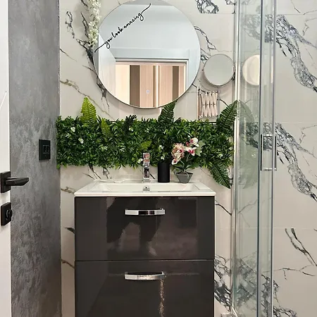 Sara Boutique Konstanca